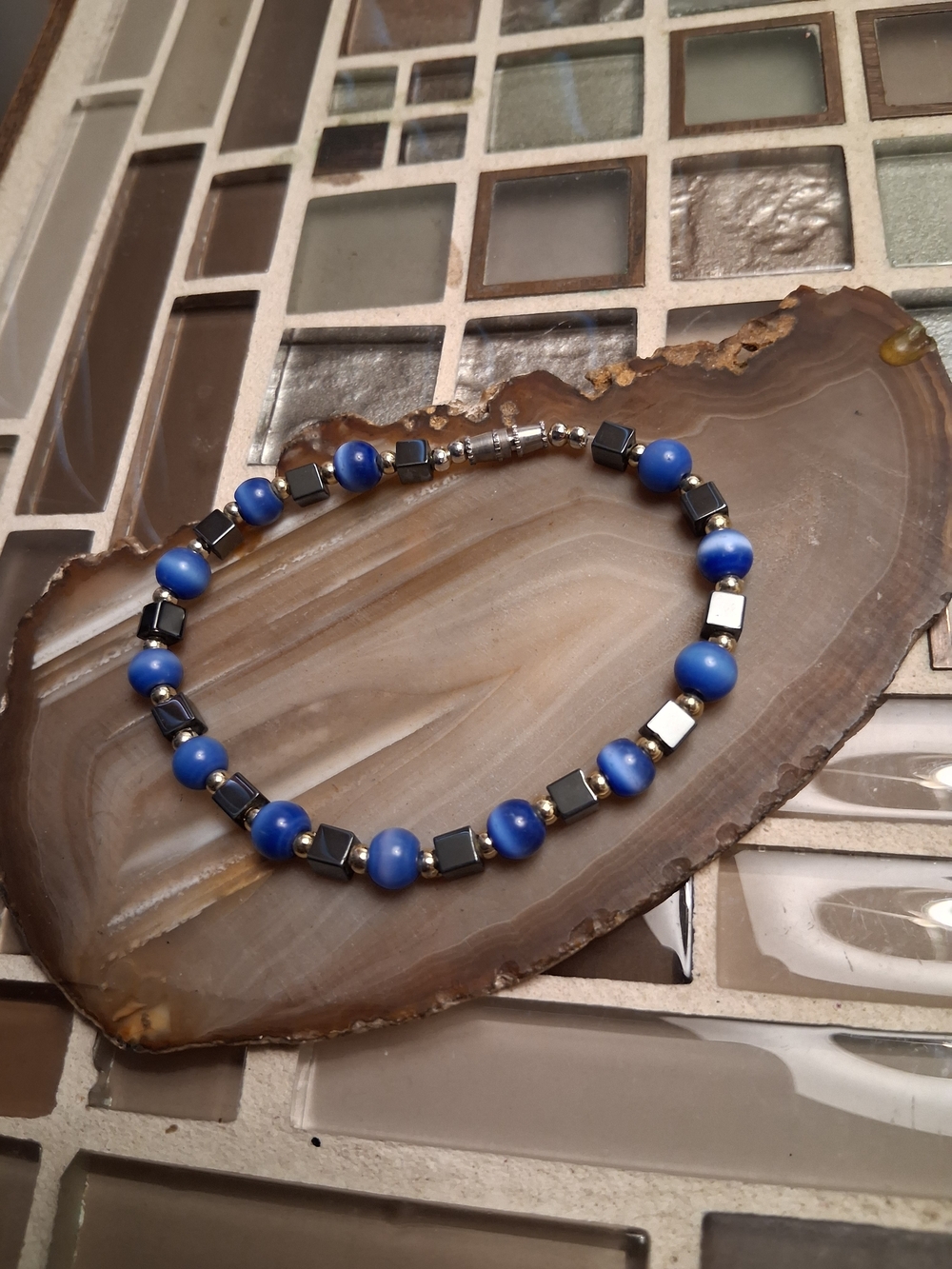 Blue Beaded Women's Bracelet with Hematite Accents